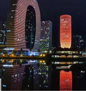 Seaview Apartments